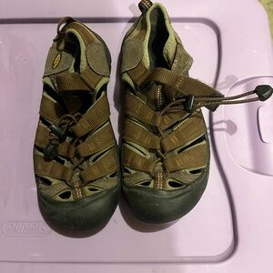 Keen Brown and Black Hiking Sandals
